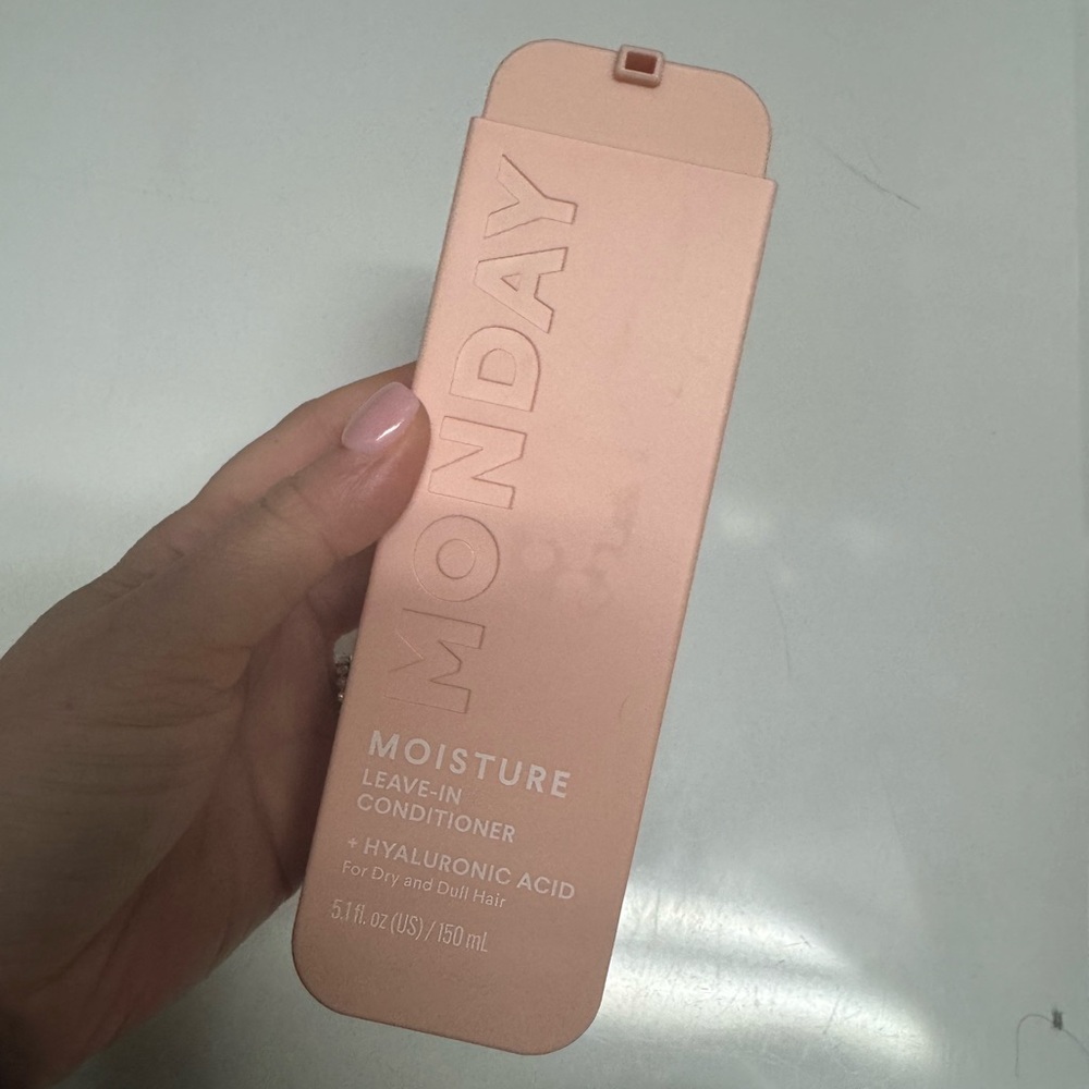 MONDAY Haircare MOISTURE Leave-In‎ Conditioner